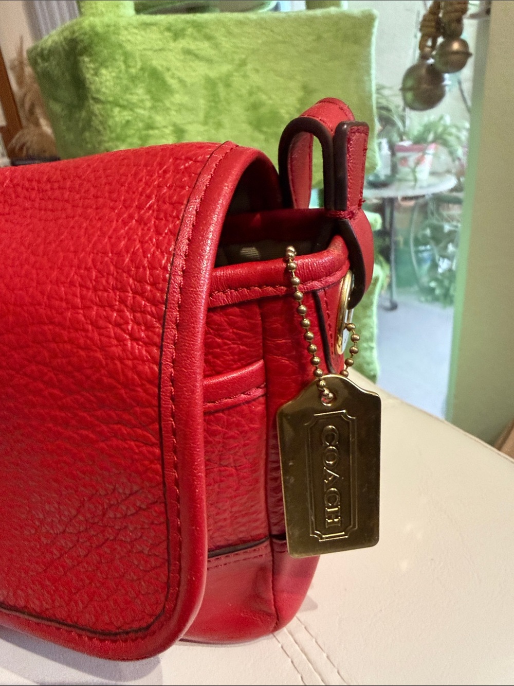 Coach Red Pebbled Leather Crossbody Bag with Gold Hardware - Picture 2 of 7